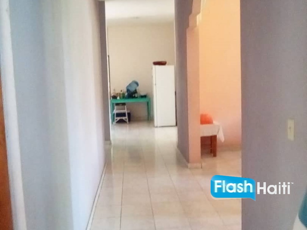 Jacmel Property Near Beach – Big Yard, Secure Gate, Parking