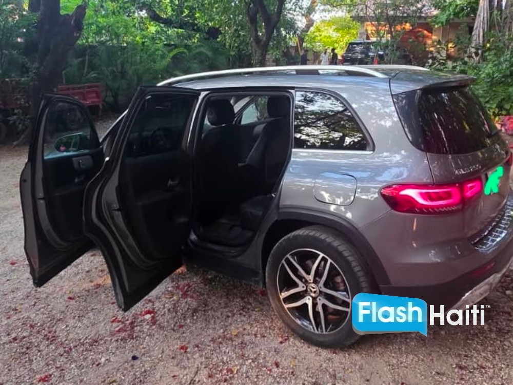 2020 Mercedes-Benz GLB 250