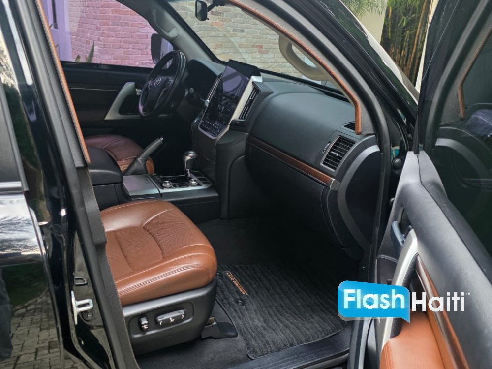 2021 Toyota Land Cruiser GXR V8 (B6 Armored)