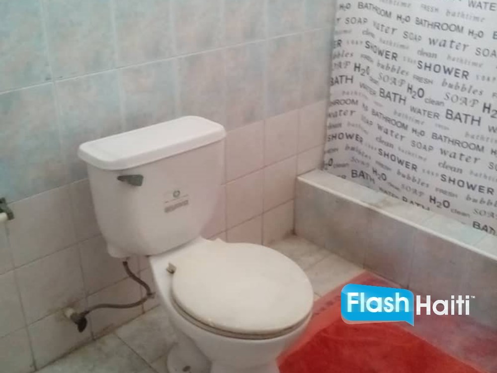 Jacmel Property Near Beach – Big Yard, Secure Gate, Parking