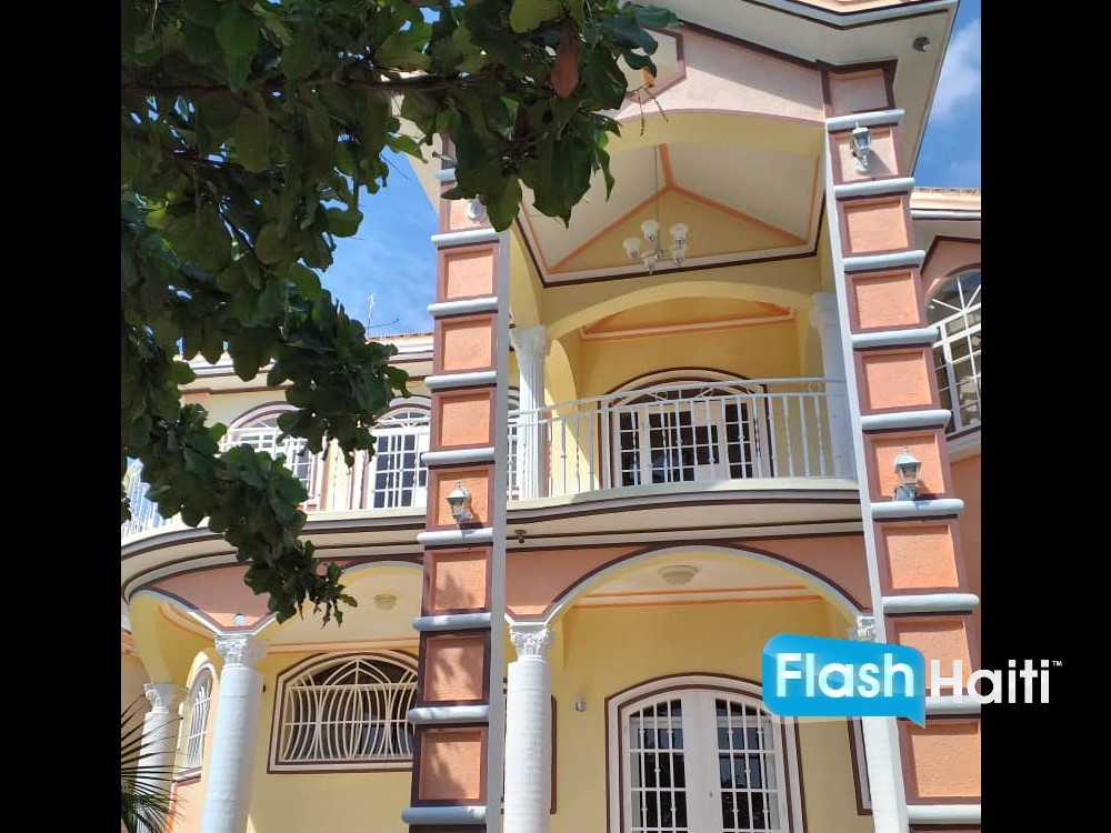 Maison spacieuse à louer – Vivy Mitchel, Haïti